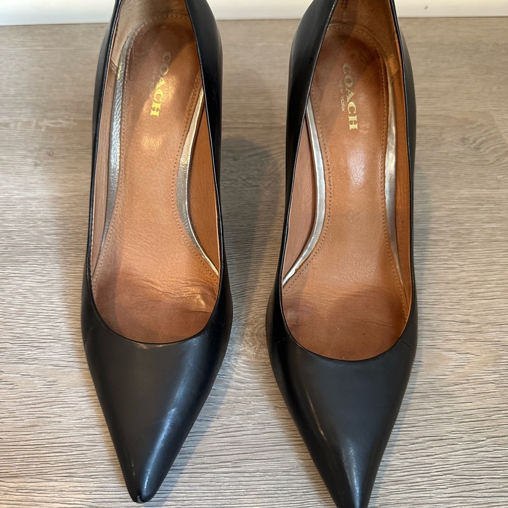Coach Black Heels with Smooth Leather and Pointed Toe